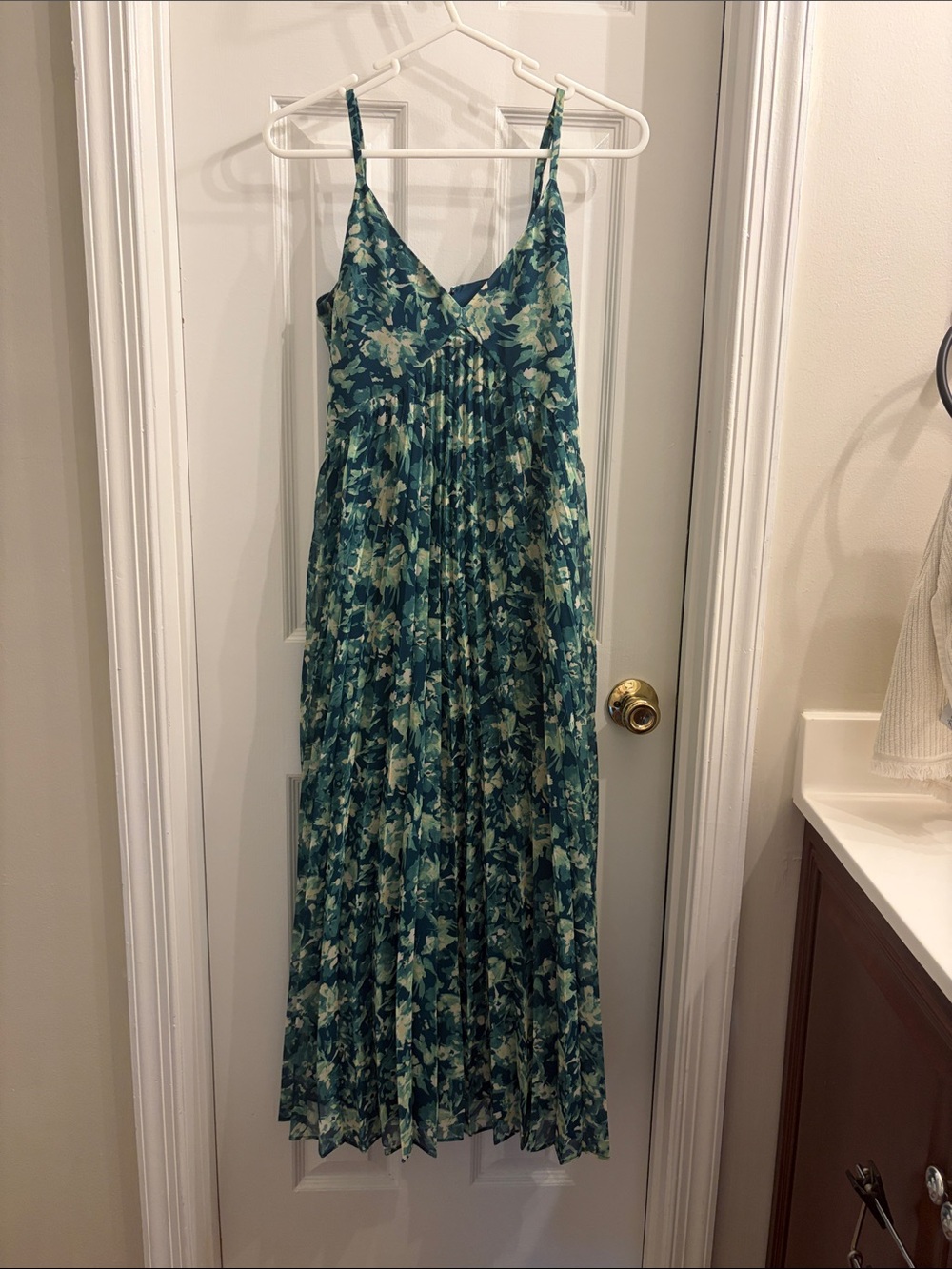 Chelsea28 Teal Floral Pleated Maxi Dress